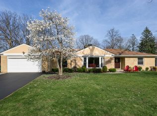 1645 Forest Dr, Glenview, IL 60025