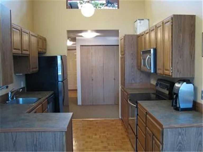965 W Nickerson St #41 — Photo 5