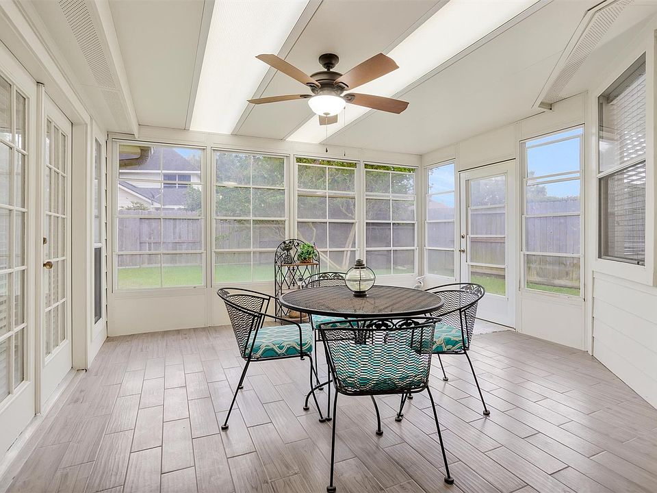 1st image of 6031 Skyhaven Ln