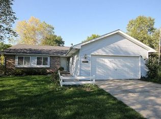 2904 Rachel Rd, Champaign, IL 61822