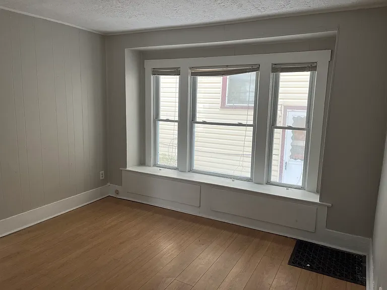 384 W Bartges St — Photo 8