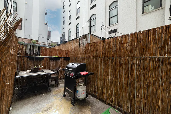 Rented by CCM Property Management LLC | media 11