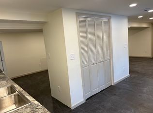 121 Wilkinson St #B, Chelsea, MI 48118
