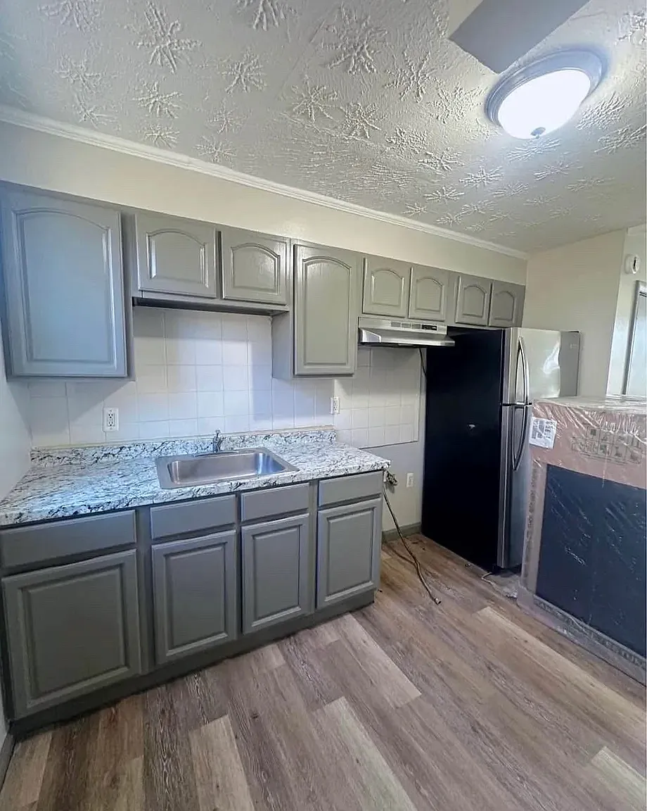 2 bed, 900 sqft, $1,400 — Photo 4