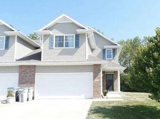 1928 N Gate Rd, Lincoln, NE 68521