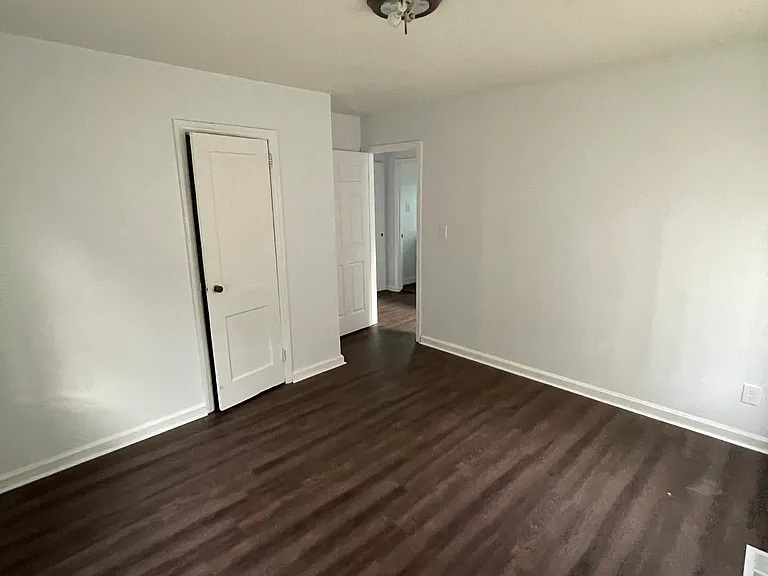 3225 Gifford St — Photo 21