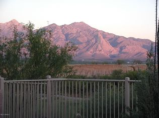 1781 W Acacia Bluffs Dr, Green Valley, AZ 85622
