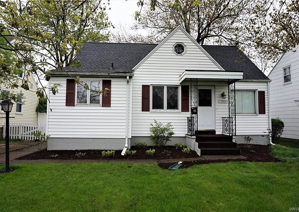 1st image of 1749 Colvin Blvd