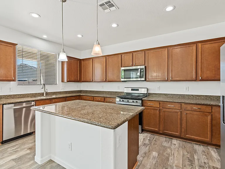21044 E Cherrywood Dr — Photo 5