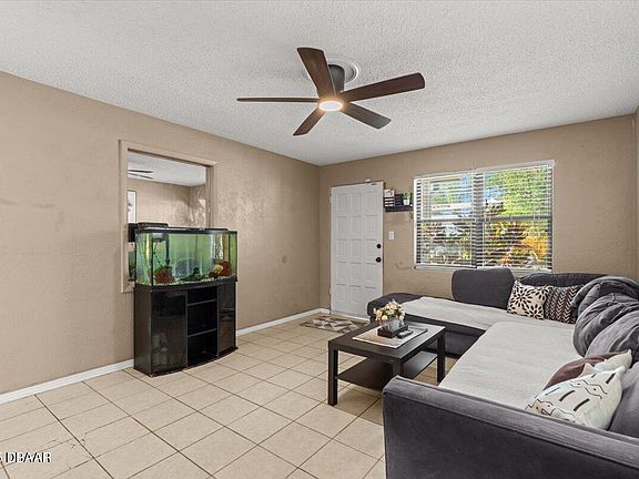 5th image of 114 Palm Dr