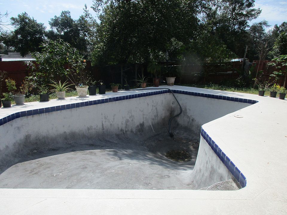1st image of 6012 Bolling Dr