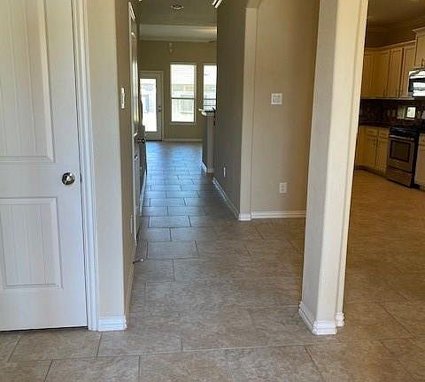2nd image of 21443 Lindell Run Dr