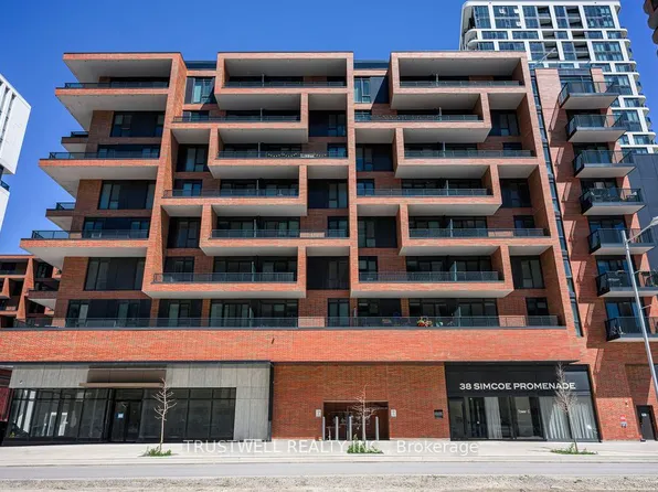 38 Simcoe Prom #407, Markham, ON L6G 0H7