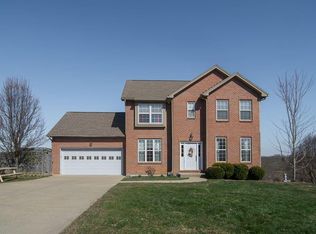 220 Lexington Trl, Dry Ridge, KY 41035