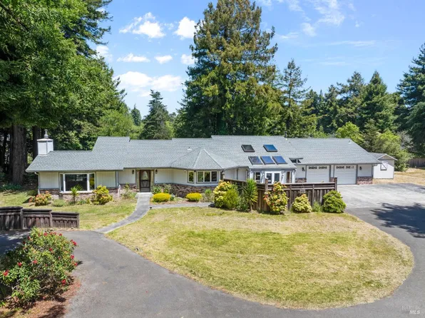 370 Dennison Lane, Fort Bragg, CA 95437