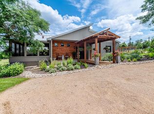 240 Royal Oaks Loop, Fredericksburg, TX 78624