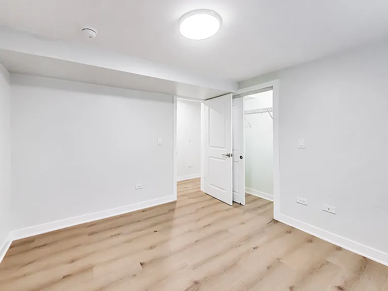 5222 N Christiana Ave #G — Photo 15