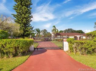 17401 SW 48th St, Southwest Ranches, FL 33331