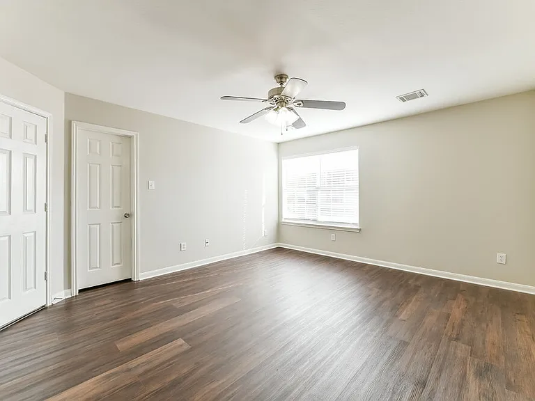 4518 Nueces River Loop — Photo 10