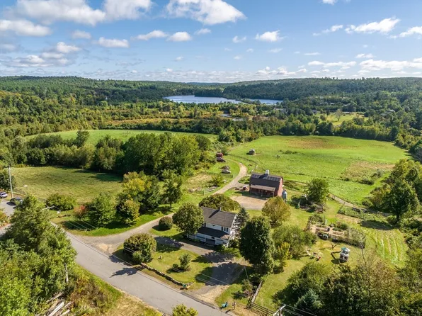 81 Bridge Rd #5, Brimfield, MA 01010