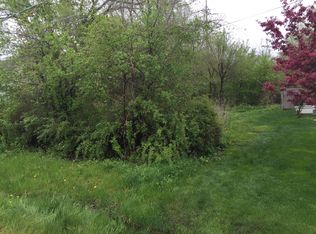 818 Foster Ave, Lake Bluff, IL 60044