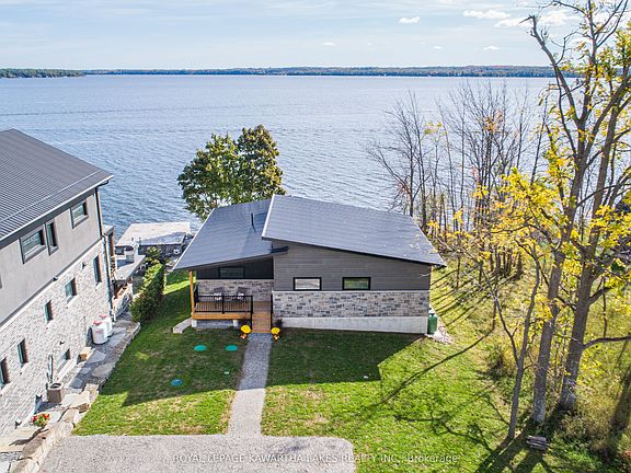 2nd image of 532 Long Beach Rd