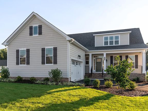 3rd image of 120 Axton Ln