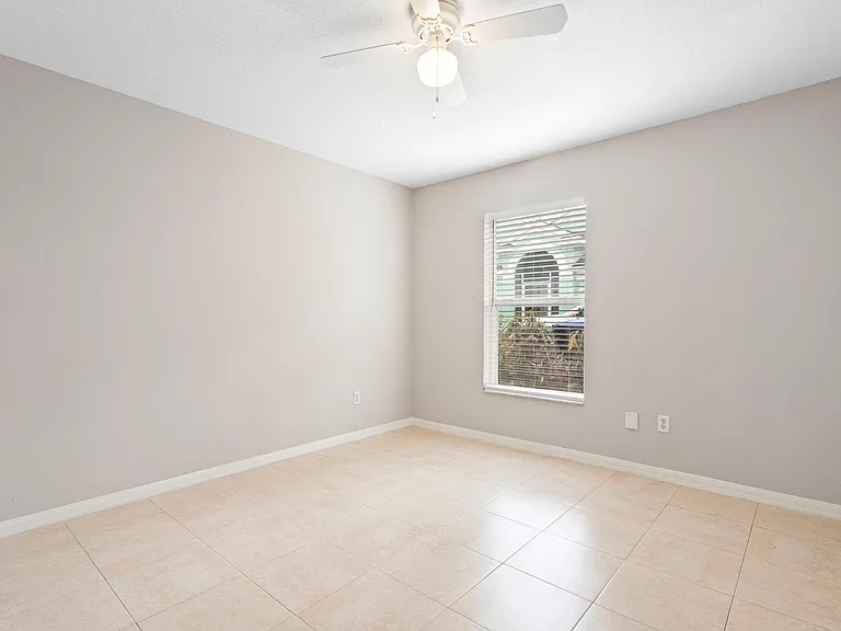 1911 Colonial Woods Blvd — Photo 25