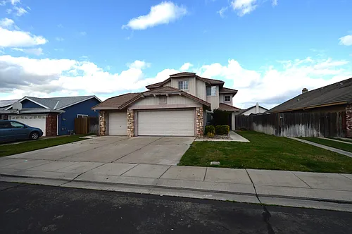 547 Carrigane Way Photo 1