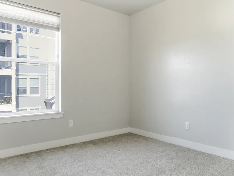 1836 W Terra Vista Ln — Photo 11