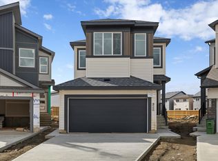 544 22nd St NW, Edmonton, AB T6T2R6