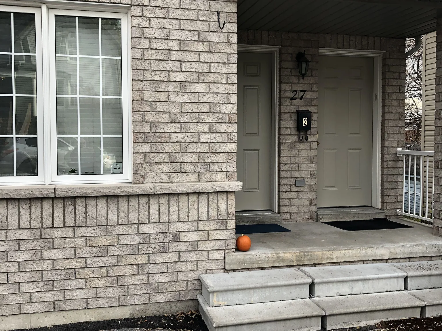 2 bed, $2,100 — Photo 2