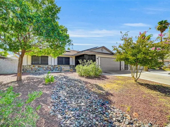 204 Thunder St, Las Vegas, NV 89145