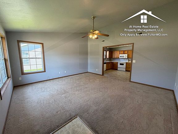 5th image of 427429 Sabre Cir #429