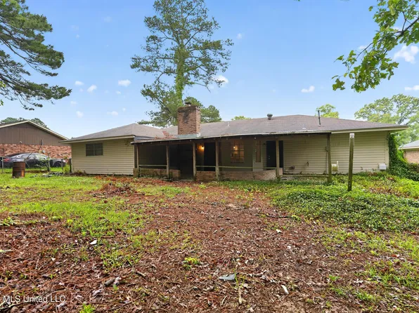 5354 Brookhollow Dr, Jackson, MS 39212