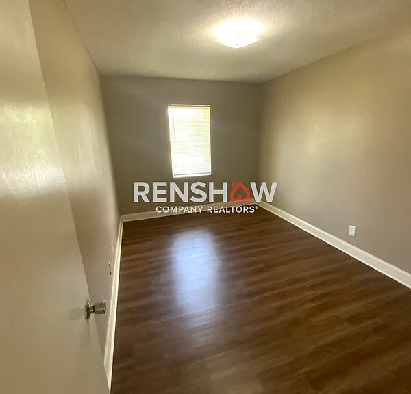 1401 Meeks St #B7 — Photo 9