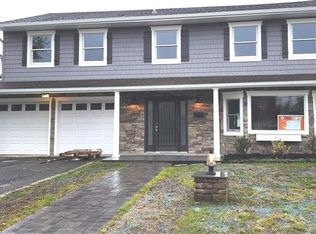 3177 Wynsum Ave, Merrick, NY 11566