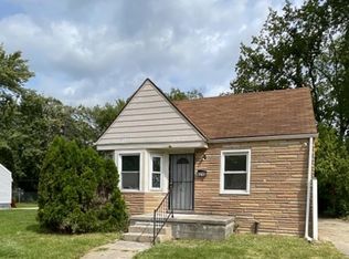 8210 Warwick St, Detroit, MI 48228
