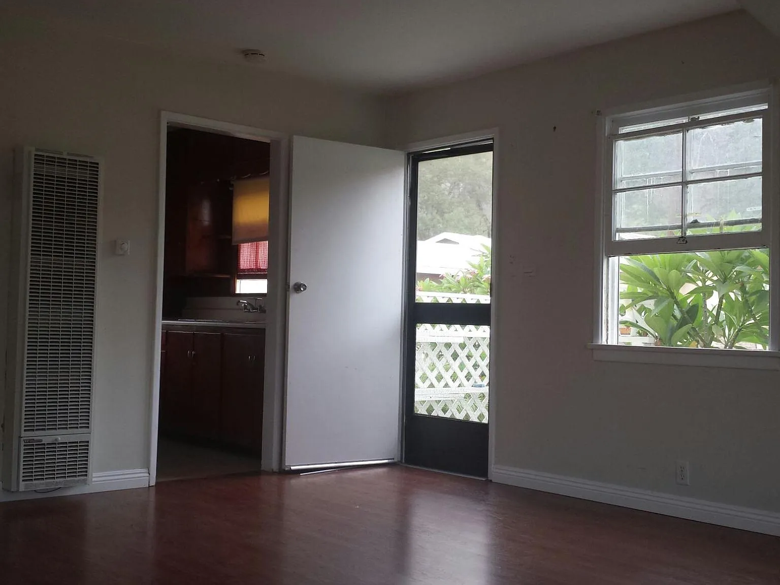 Terrace Pl, Whittier — Photo 3