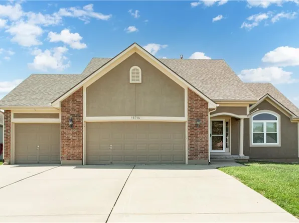 15714 Richmond Ave, Belton, MO 64012