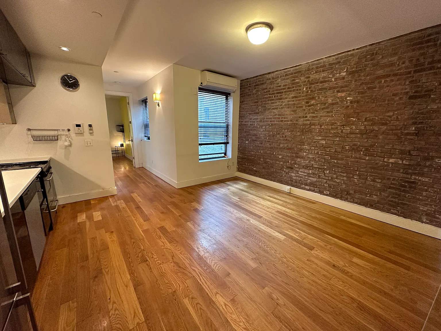 943 Saint Mark's Avenue — Photo 1