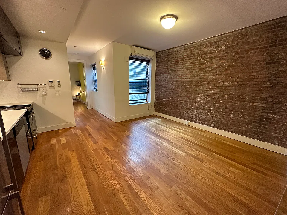 943 Saint Marks Ave #3D