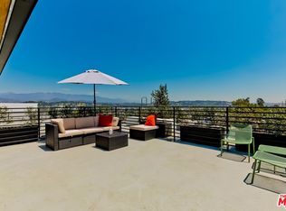 2901 Waverly Dr #3, Los Angeles, CA 90039
