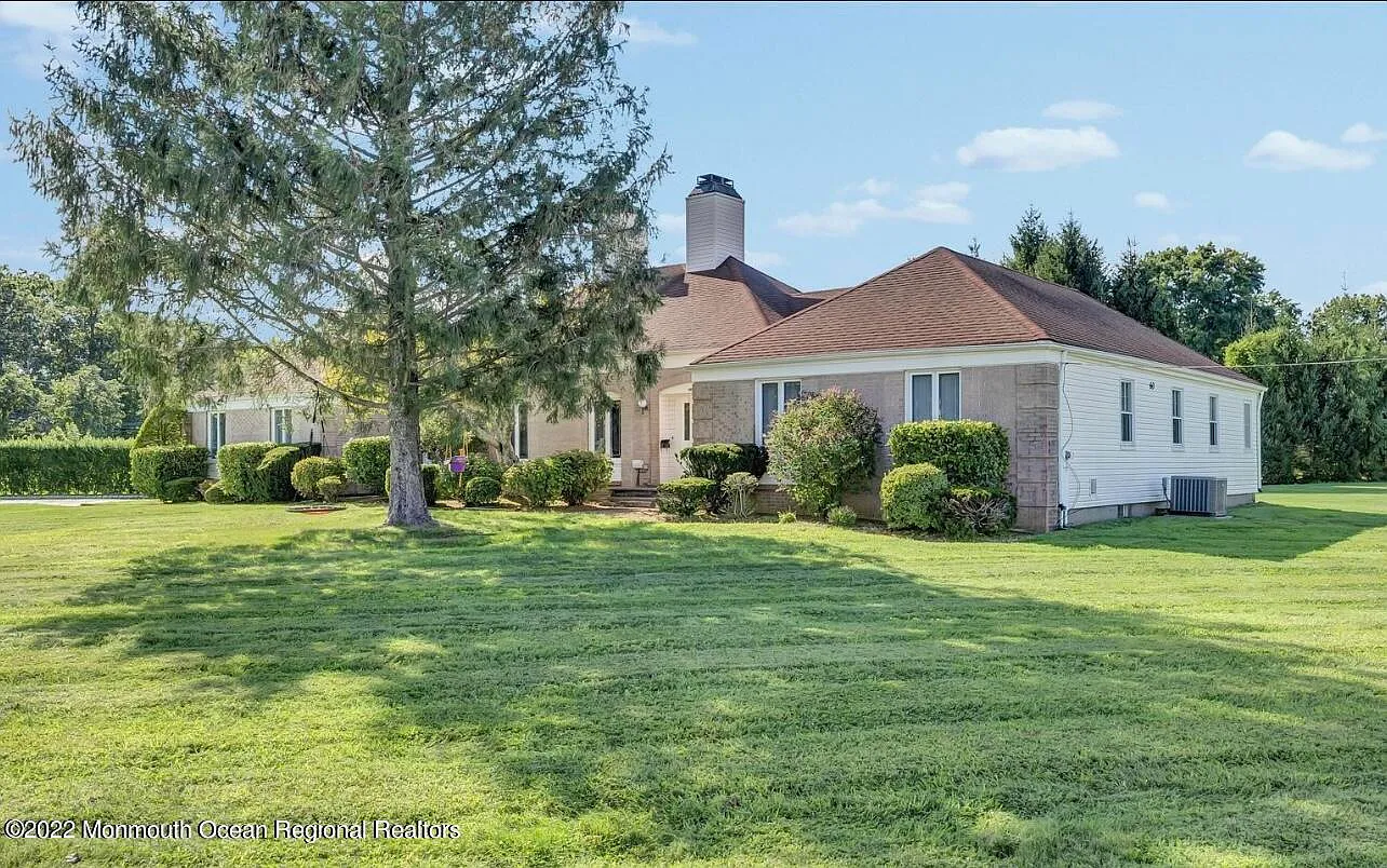 6 bed, 2712 sqft, $4,500 — Photo 4