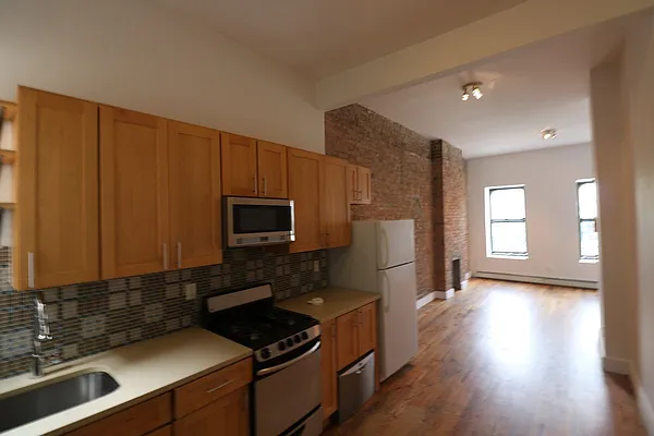 Rented by Compass | media 6