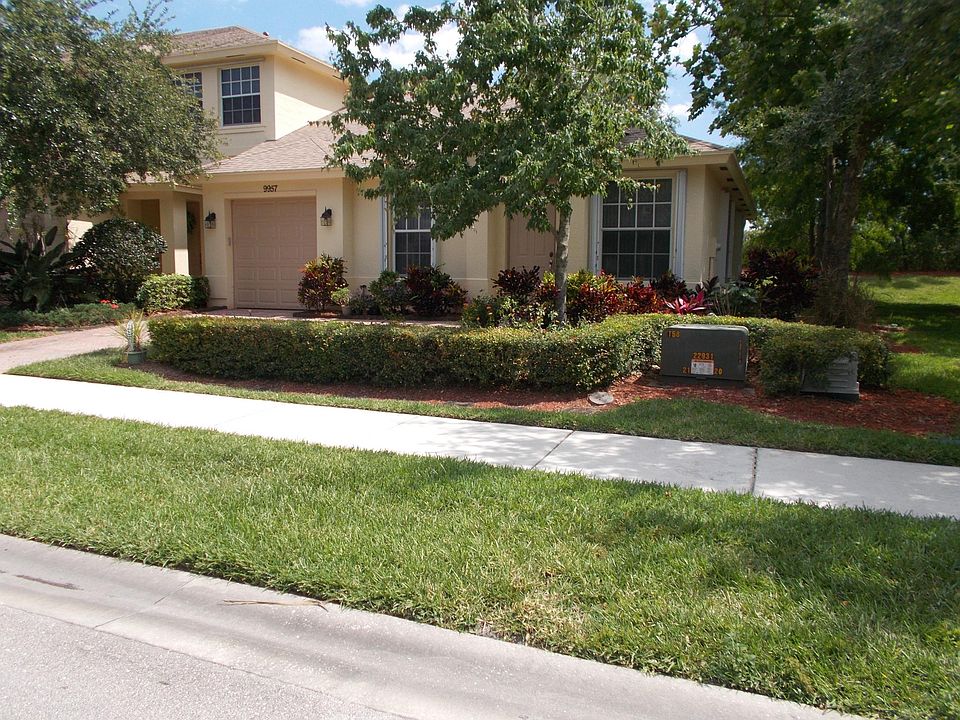 1st image of 9957 E Villa Cir