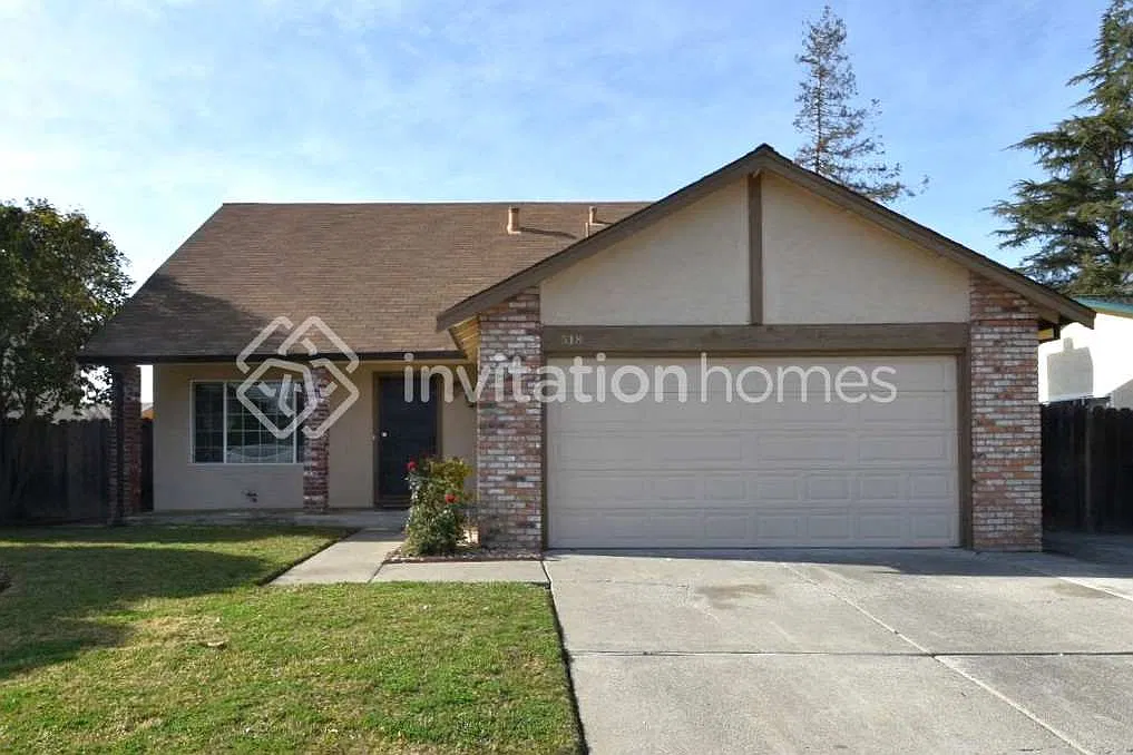 518 Woodlark Dr Suisun City, CA 94585 — Photo 1
