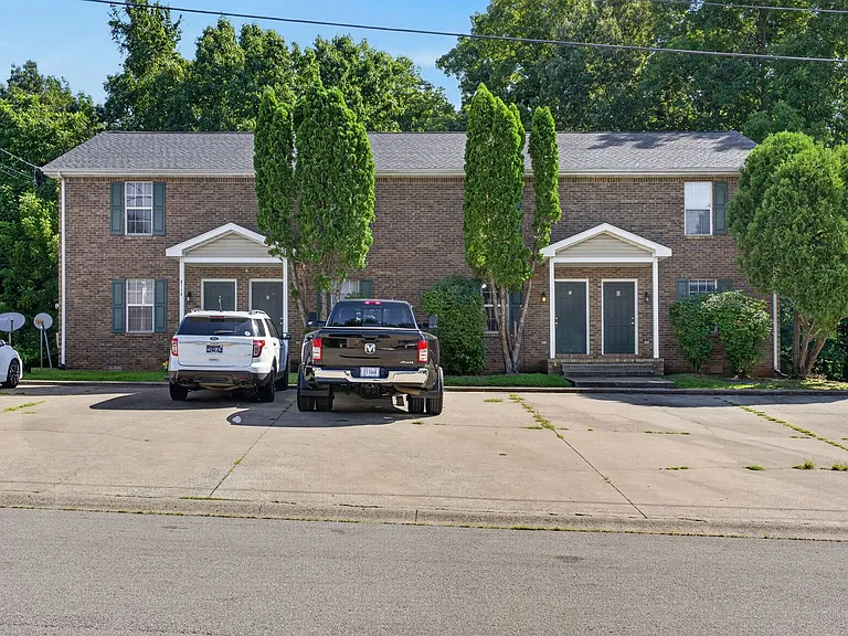 Baltimore Drive - 1731 — Photo 1