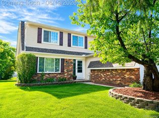22533 Winfield Rd, Novi, MI 48375