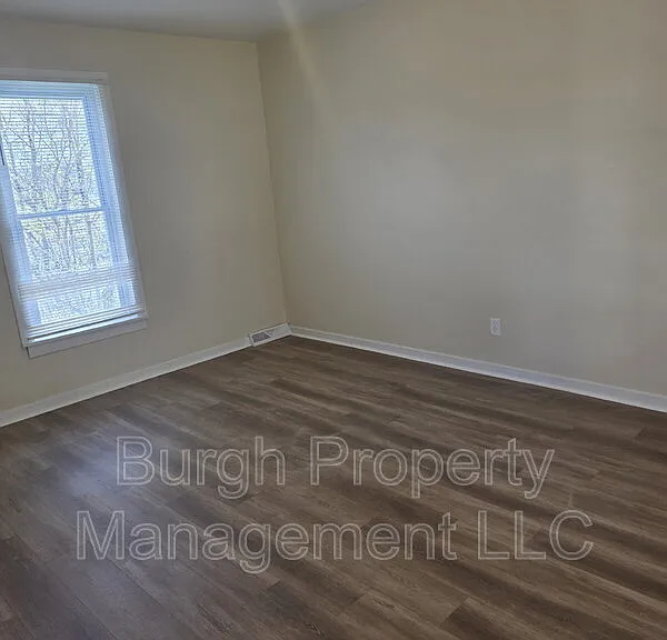 222 Vine St — Photo 2